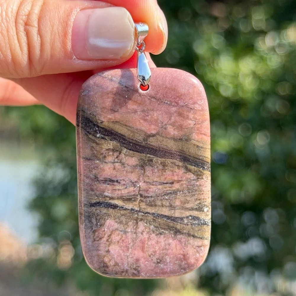 925 silver‎ plated rectangular natural rhodonite pendant 1045